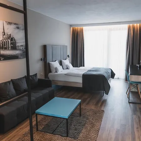 Hotell Avenue Pallova 28 4*