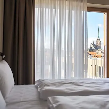 Avenue Pallova 28 Hotel