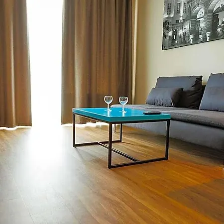 Avenue Pallova 28 Hotel